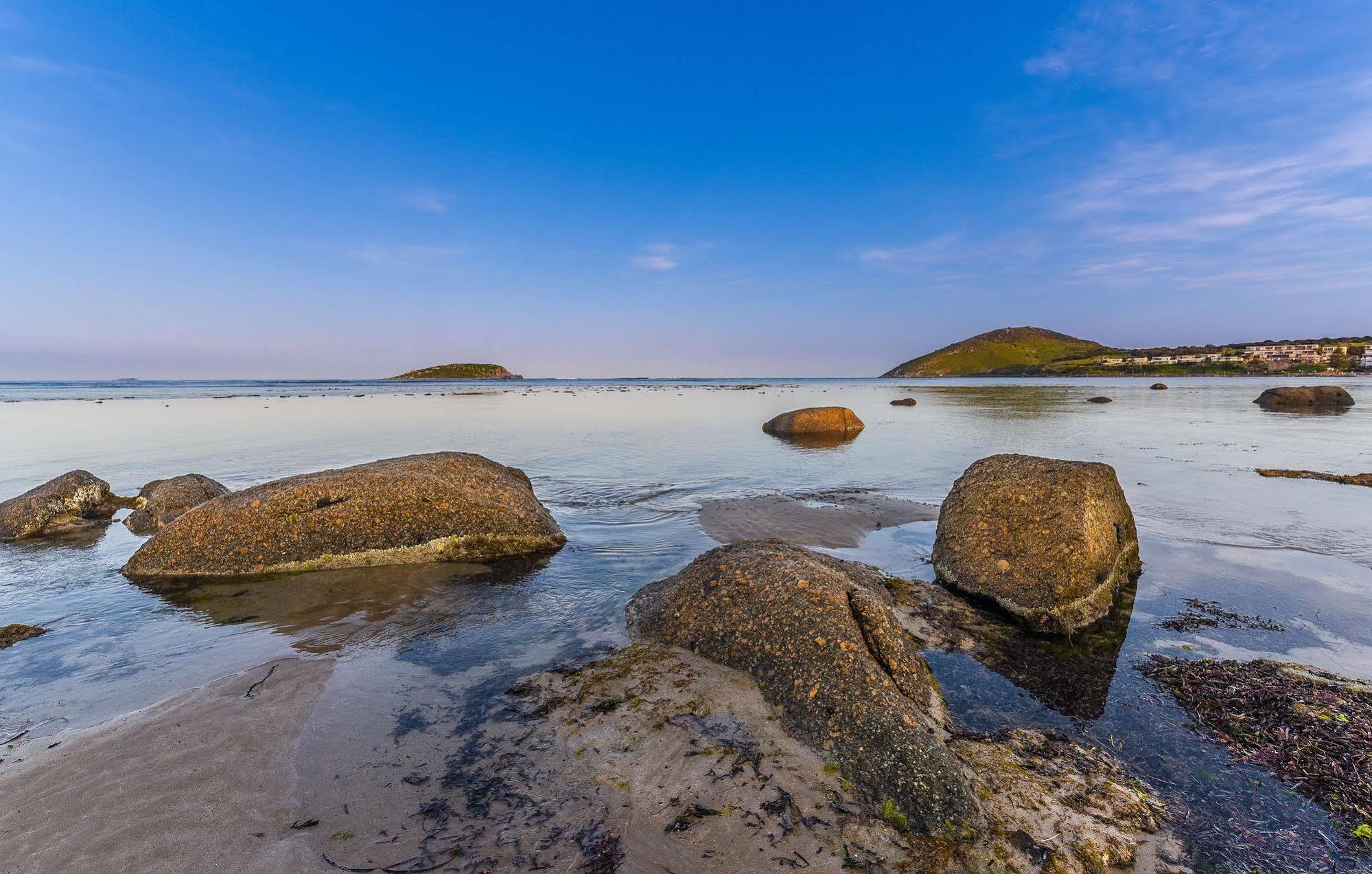 The Bluff Resort Apartments Encounter Bay Dış mekan fotoğraf